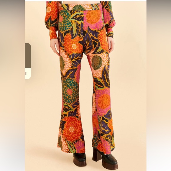 FARM Rio Multicolor Floral Boot Cut Pants - Picture 3 of 10